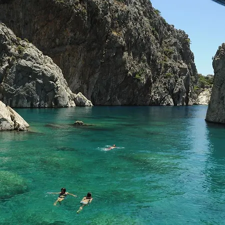 Murathan Konaklari Ξενοδοχείο με διαμερίσματα 3*