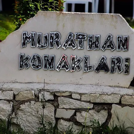 Ξενοδοχείο με διαμερίσματα Murathan Konaklari Çıralı
