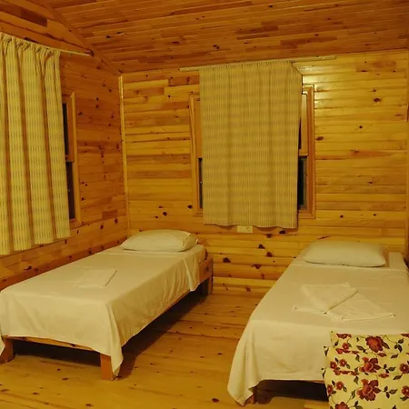 Murathan Konaklari Lejlighedshotel Çıralı